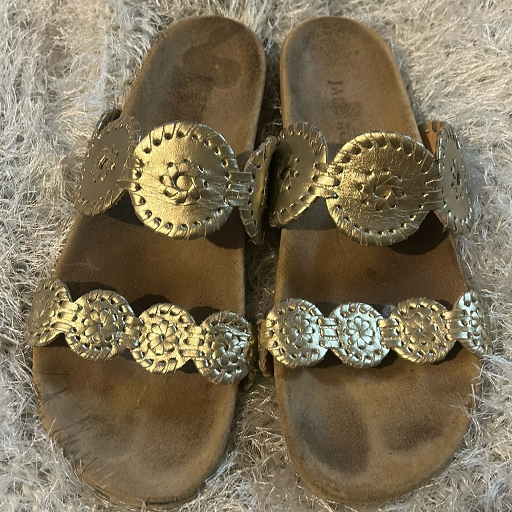 Jack Rogers Size 10Sandals Beige Slip On Slip Flop Medallion Strap Beach